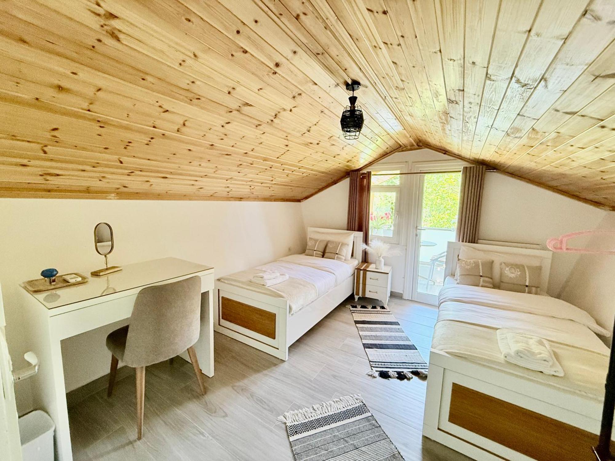 Guest House Rean Berat Kültér fotó